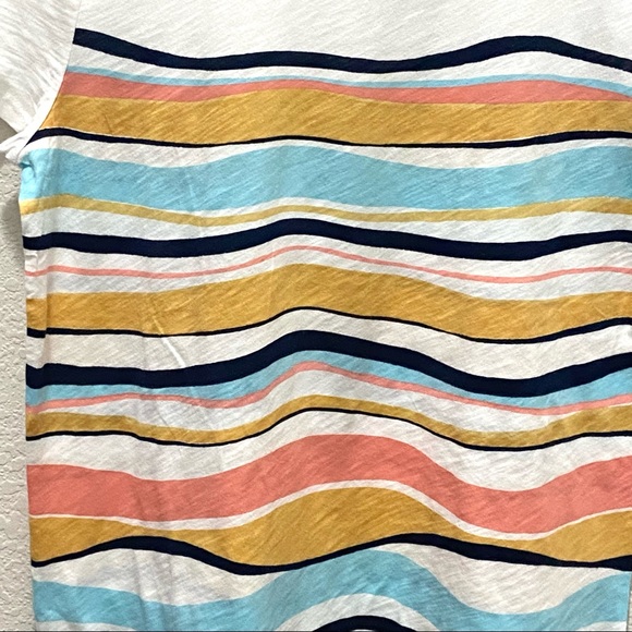 NWT Loft Outlet Wavy Striped Tissue Cotton Tee- Medium - Picture 4 of 12
